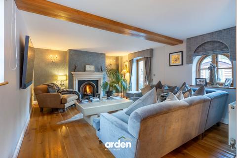 3 bedroom barn conversion for sale, Mill Court, Alvechurch, B48