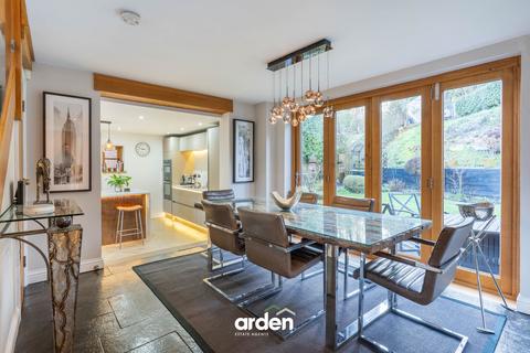 3 bedroom barn conversion for sale, Mill Court, Alvechurch, B48