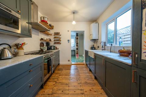 3 bedroom terraced house to rent, Leyton, Leyton, London, E10