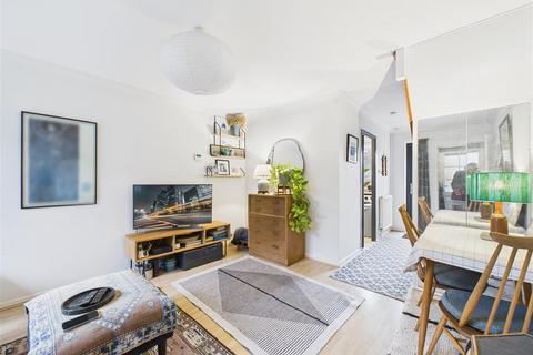 1 bedroom terraced house for sale, Grange Road, West Molesey