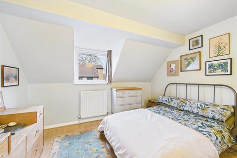 1 bedroom terraced house for sale, Grange Road, West Molesey