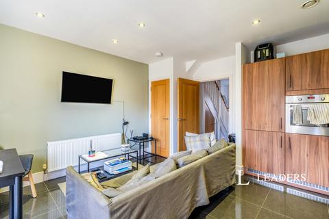 4 bedroom terraced house to rent, John Rennie Road, Chichester, West Sussex, PO19
