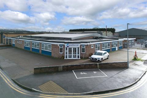 Office for sale - Crossroads House, Weir Lane, Worcester, WR2 4AY
