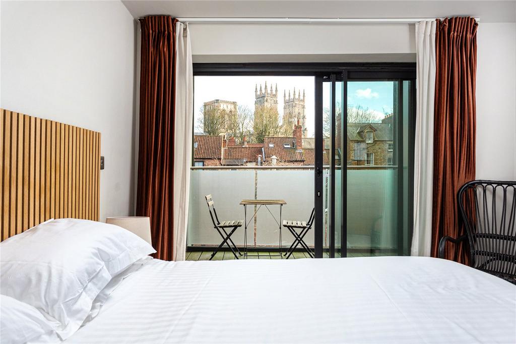 Apartment in North Yorkshire - View 2