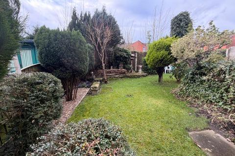 2 bedroom terraced house for sale, Tomlinson Street, Horwich, Bolton, Greater Manchester, BL6