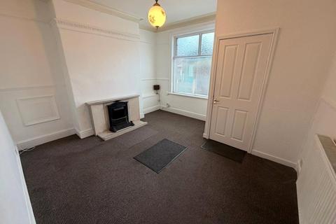 2 bedroom terraced house for sale, Tomlinson Street, Horwich, Bolton, Greater Manchester, BL6