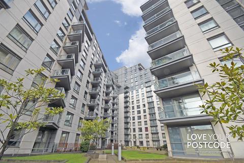 2 bedroom flat to rent, Centenary Plaza, Birmingham B1