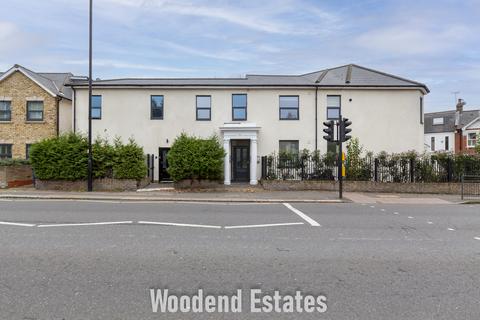 undefined, Gunnersbury Lane, London W3