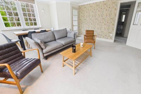 undefined, Pangbourne - Walk to train to London & Oxford, shops, restaurants