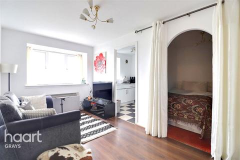 1 bedroom flat to rent - Lewes Close, Grays