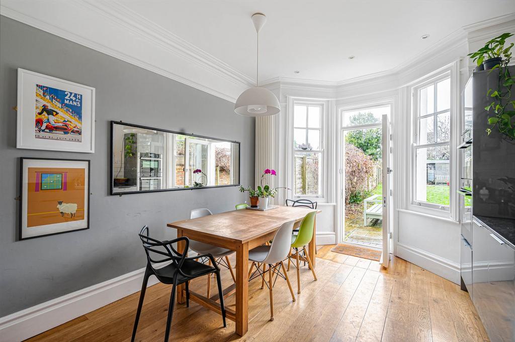 Kitchen/Breakfast Room