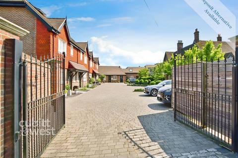 2 bedroom terraced house to rent, Horsham Road Cowfold RH13