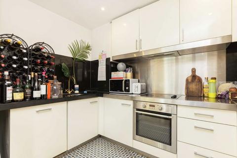 1 bedroom flat to rent, Fairmont Avenue, London E14