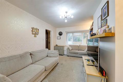4 bedroom semi-detached house for sale, Findon Road, Worthing, BN14