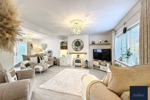 4 bedroom detached house for sale, Hollybush Grove, Porth, CF39