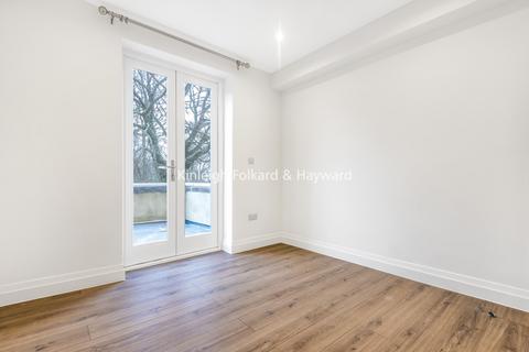 2 bedroom flat to rent, Muswell Hill Road, London, N10