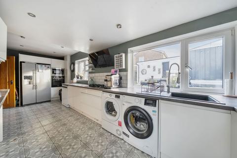 4 bedroom semi-detached house for sale, Hudson Close, Oakham