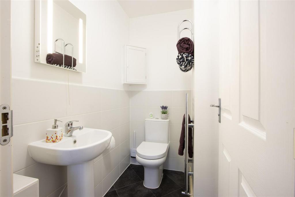 En Suite Shower Room