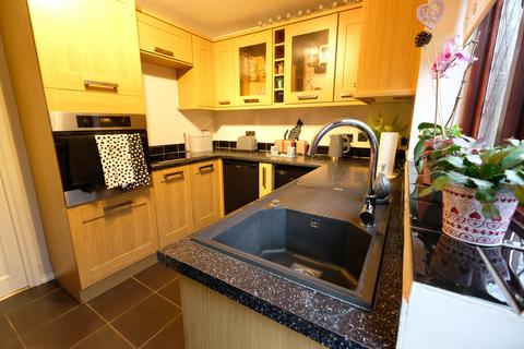2 bedroom end of terrace house for sale, Willow Drive, Marchwood SO40