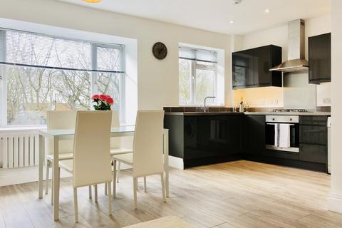 1 bedroom flat to rent, Central Parade, New Addington, Croydon, CR0