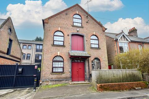 1 bedroom flat for sale - Higham Road, The Old Perfumery, HP5