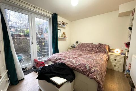 1 bedroom flat to rent - Hanley Road, Finsbury Park
