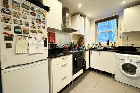 1 bedroom flat to rent, Hanley Road, Finsbury Park