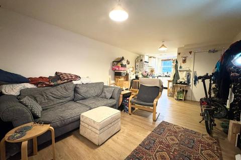 1 bedroom flat to rent, Hanley Road, Finsbury Park