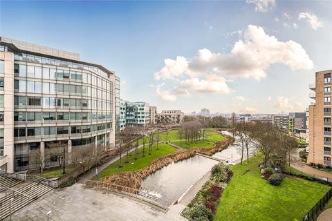 3 bedroom apartment for sale, Lakeside Drive, London