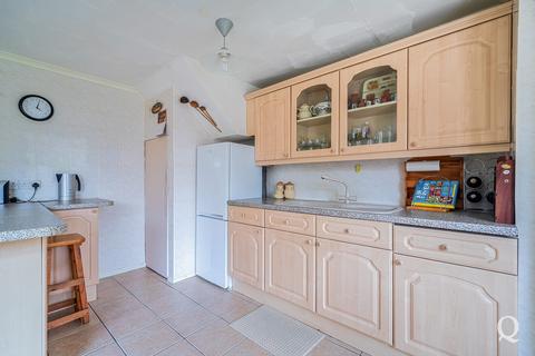 3 bedroom detached house for sale, Crossways, Sittingbourne, Kent, ME10