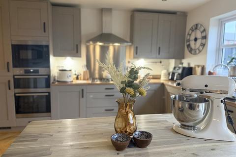 4 bedroom detached house for sale - Goosepool Way, Middleton St. George