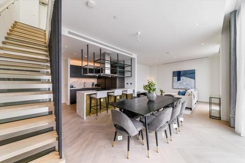 undefined, Wards Place, London, E14