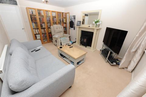2 bedroom semi-detached bungalow for sale, Barden Drive, Eldwick, Bingley