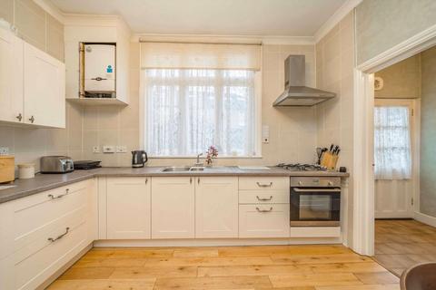 undefined, Heathfield Road, London W3