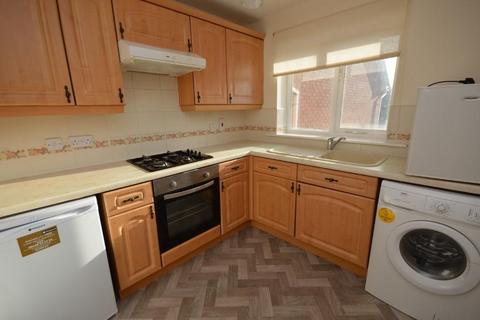 2 bedroom flat to rent, Syon Park Close, West Bridgford, Nottingham, Nottinghamshire, NG2