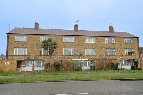2 bedroom maisonette for sale, Russells Ride, Waltham Cross EN8