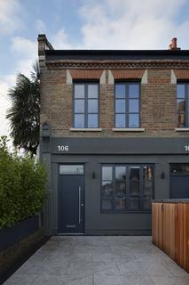 2 bedroom flat for sale, Forest Hill Road, London, SE22