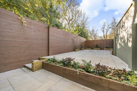 2 bedroom flat for sale, Forest Hill Road, London, SE22