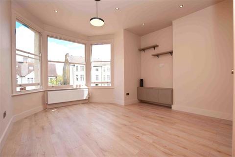 undefined, Glamorgan Road, Hampton Wick