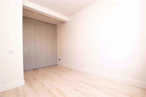 undefined, Glamorgan Road, Hampton Wick