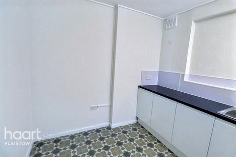 3 bedroom apartment for sale, Vincent Street Canning Town, London
