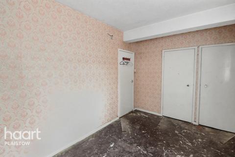 3 bedroom apartment for sale, Vincent Street Canning Town, London