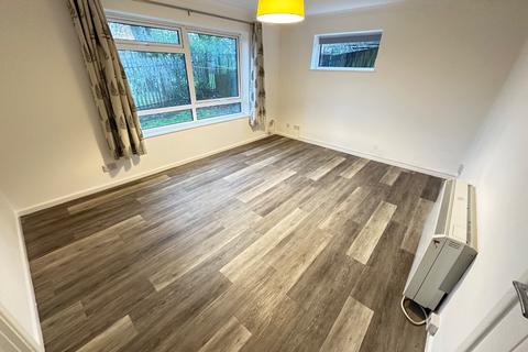 undefined, Downton Court, Brook Street, Luton, Bedfordshire, LU3