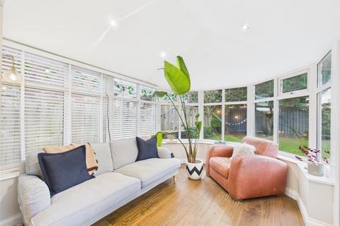 4 bedroom detached house for sale, Hillsden Road, Whitley Bay
