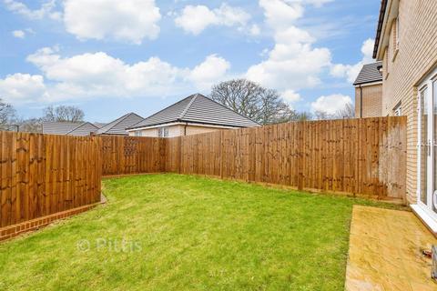 3 bedroom semi-detached house for sale, Hollyhock Crescent, Newport, Isle of Wight
