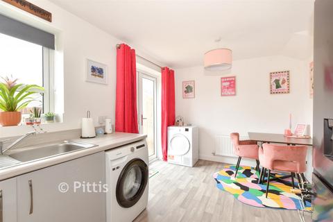undefined, Hollyhock Crescent, Newport PO30
