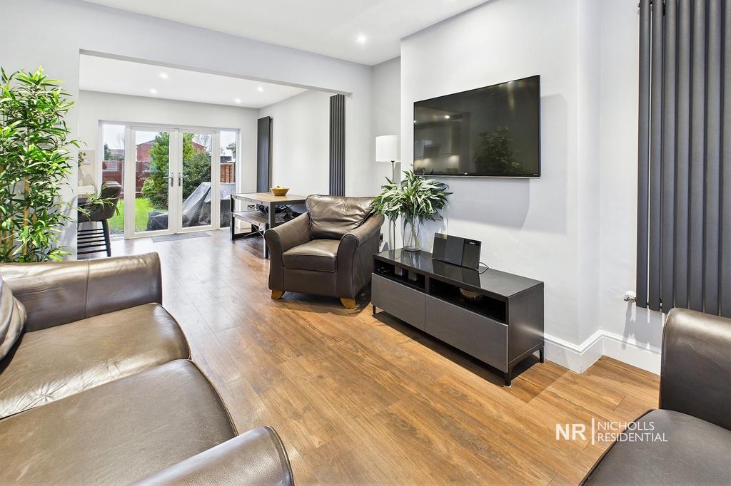 Lounge / Dining Room