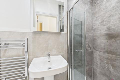 1 bedroom in a house share to rent, 31 Kingsholm Road, Gloucester GL1