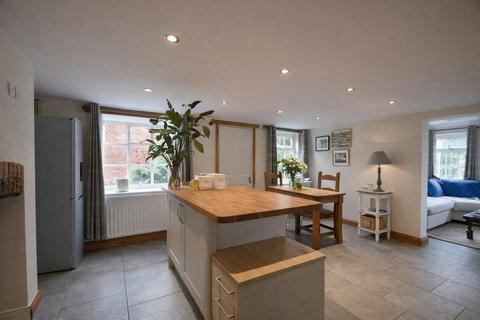 undefined, The Mount, Tetsworth, Thame, Oxfordshire, OX9 7AF