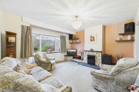 3 bedroom semi-detached house for sale, Churchill Avenue, Horsham RH12